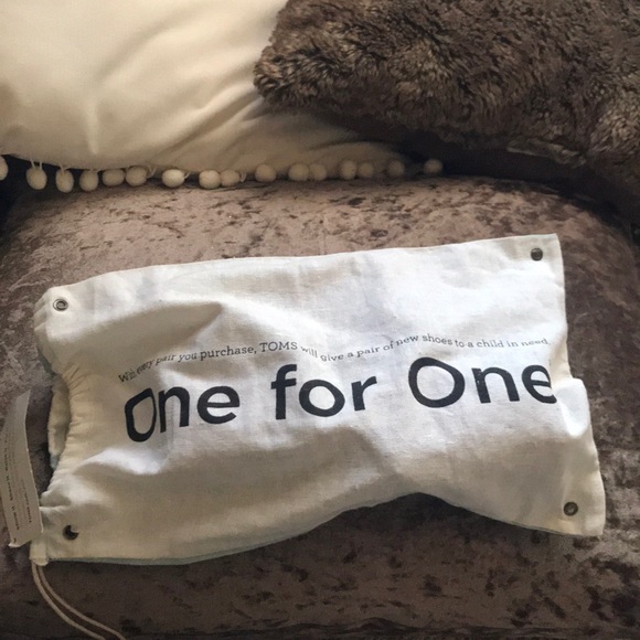 Glitter Toms bronze bag included - Picture 4 of 5